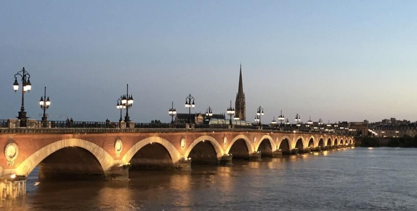 Bordeaux Mérignac: leje af privatfly 