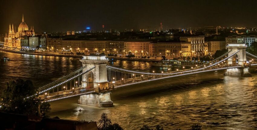 Paris - Budapest: leje af privatfly