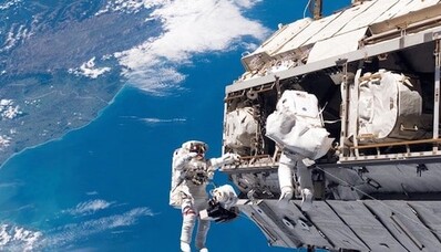 Flyv over Jorden live fra rumstationen ISS