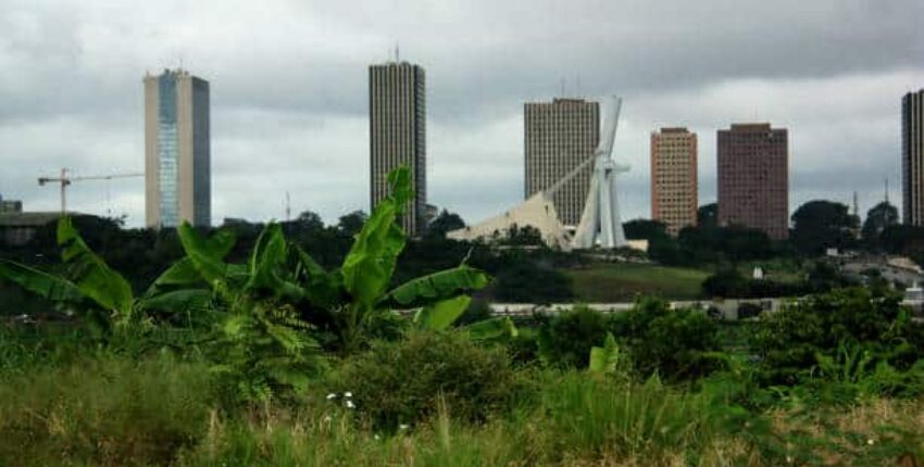 Abidjan: leje af privatfly 