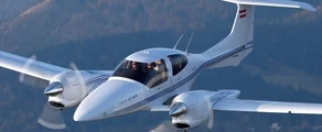 DIAMOND DA 42 TWIN STAR: udlejning af privatfly