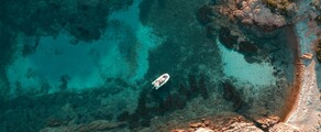 London - Figari: leje af privatfly