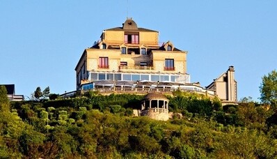 Lej en helikopter til Domaine de la Corniche nær Giverny