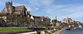 Auxerre Branches: privat jetudlejning 