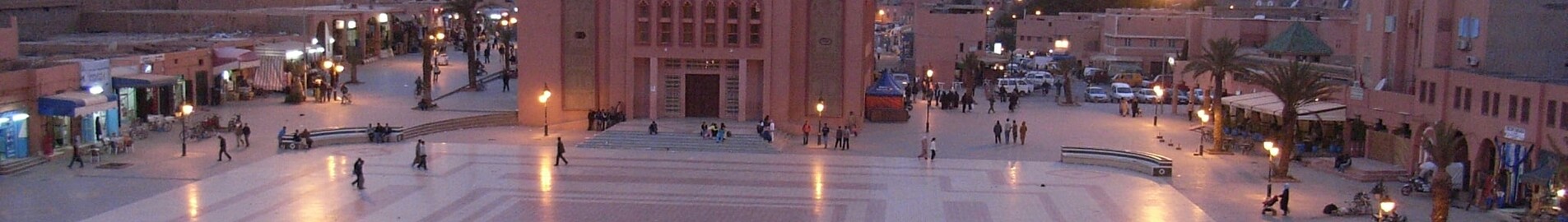 Ouarzazate: leje af privatfly 