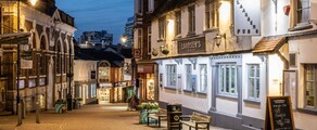 Basingstoke Lasham: leje af privatfly 