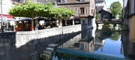 Les Mureaux: leje af privatfly