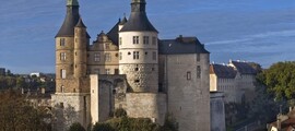 Istres Le Tube: leje af privatfly