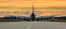 Neuhausen Ob Eck: leje af privatfly 