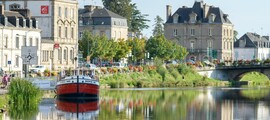 Rennes Saint-Jacques: leje af privatfly