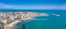 Lej et privatfly fra Marina di Campo lufthavn