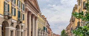 Cuneo : privat jetudlejning 