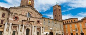 Reggio Emilia: leje af privatfly 