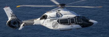 Hélicoptère H120 en vol