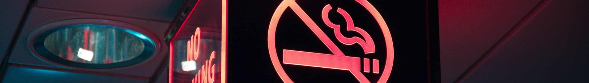 Må man ryge om bord på et privatfly?