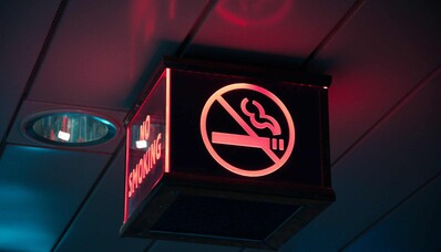 Må man ryge om bord på et privatfly?