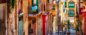 Saint-Tropez - La Valette: leje af privatfly