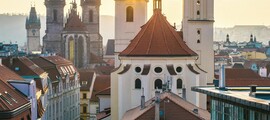 Saint-Tropez - Prag: leje af privatfly
