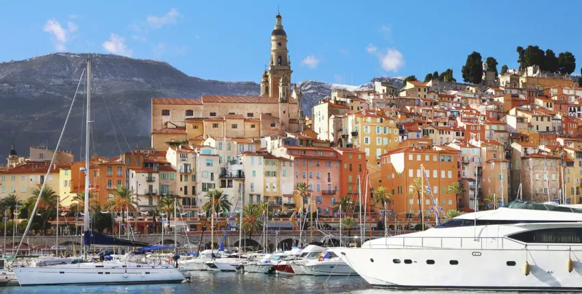 Saint-Tropez – Cannes: Transport med helikopter